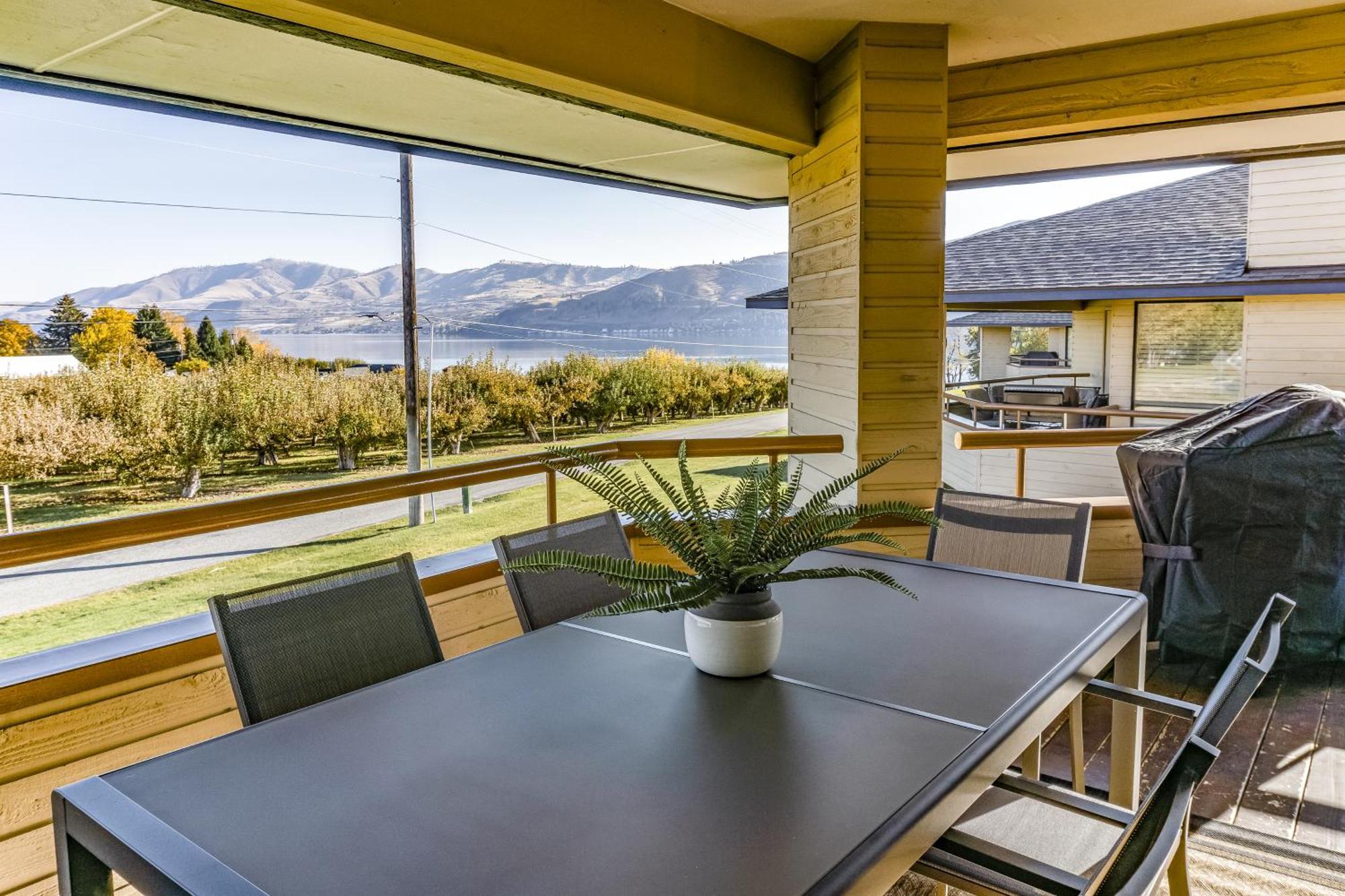 Wapato Point Villa Manson Room photo